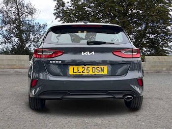 Used Kia Ceed 2025 for sale - 77057991: Photo