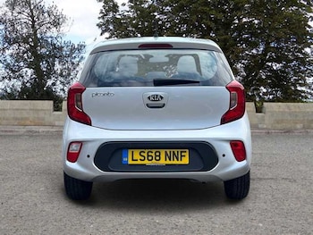 Used Kia Picanto 2018 for sale - 79535011: Photo