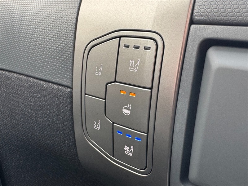 Used Kia EV3 2025 for sale - 77146131: Photo 13