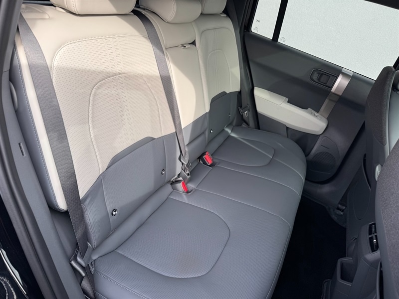 Used Kia EV3 2025 for sale - 77146131: Photo 14