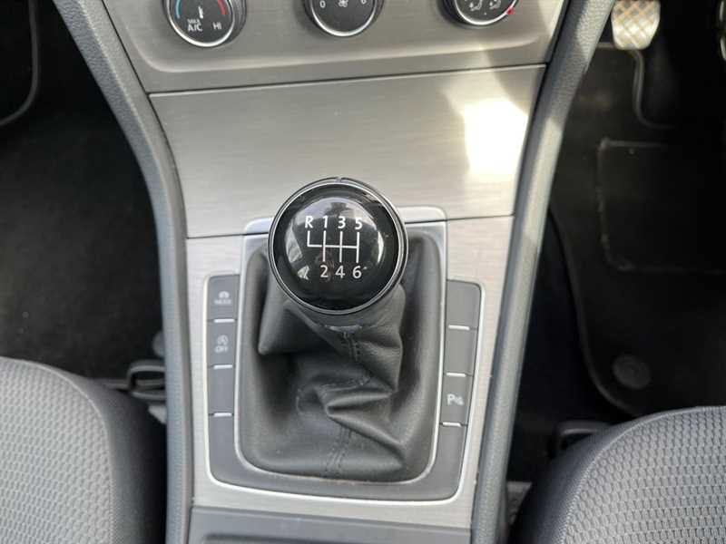 Used Volkswagen Golf 2015 for sale - 78187167: Photo 10