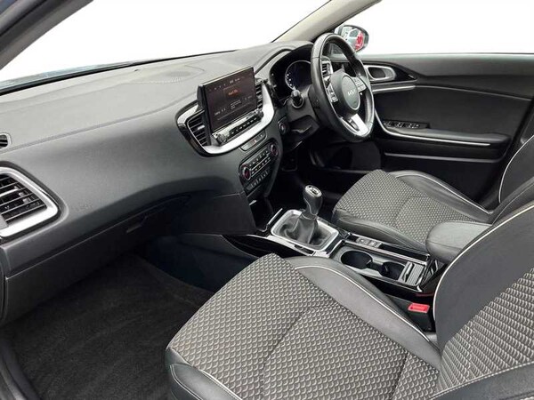Used Kia XCeed 2022 for sale - 76286496: Photo 7