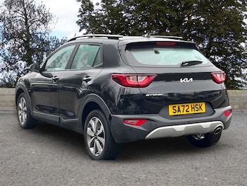 Used Kia Stonic 2023 for sale - 77855941: Photo