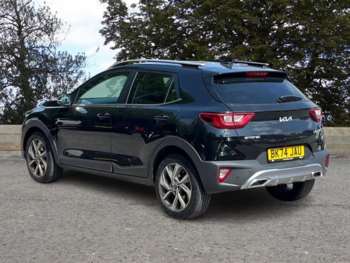 Used Kia Stonic 2024 for sale - 74960160: Photo