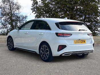 Used Kia Ceed 2023 for sale - 79250416: Photo