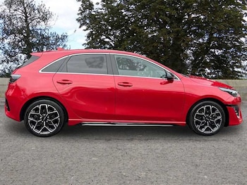 Used Kia Ceed 2025 for sale - 76501688: Photo