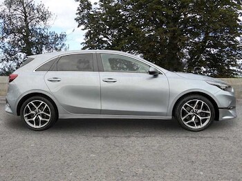 Used Kia Ceed 2022 for sale - 77293654: Photo