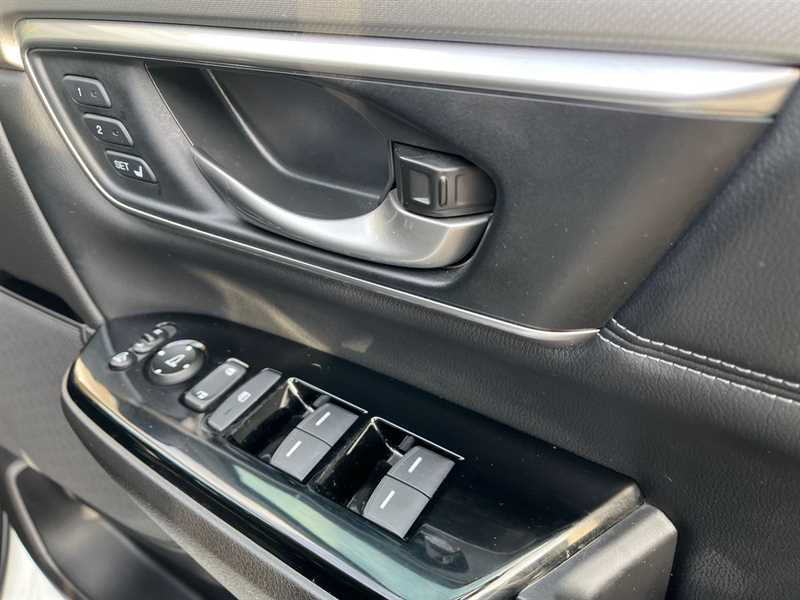 Used Honda CR-V 2022 for sale - 76155152: Photo 18