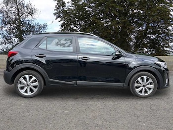 Used Kia Stonic 2025 for sale - 78463933: Photo