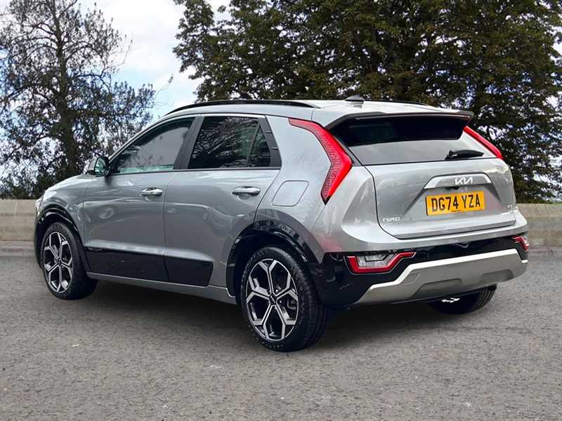 Used Kia Niro 2024 for sale - 76851379: Photo 2