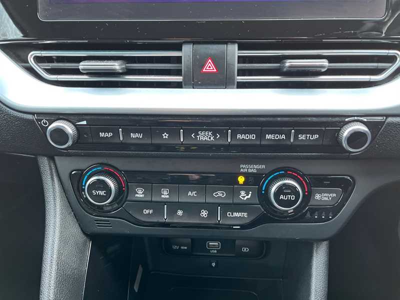 Used Kia Niro 2021 for sale - 77614847: Photo 12