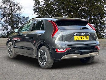 Used Kia Niro 2024 for sale - 76140523: Photo 2