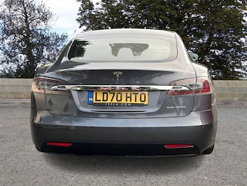 Used Tesla Model S 2020 for sale - 76475293: Photo