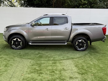 Used Nissan Navara 2019 for sale - 79486322: Photo