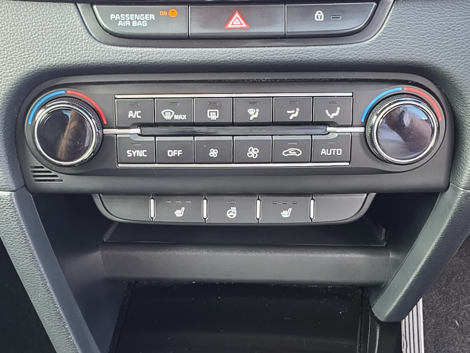 Used Kia XCeed 2023 for sale - 76393756: Photo 15