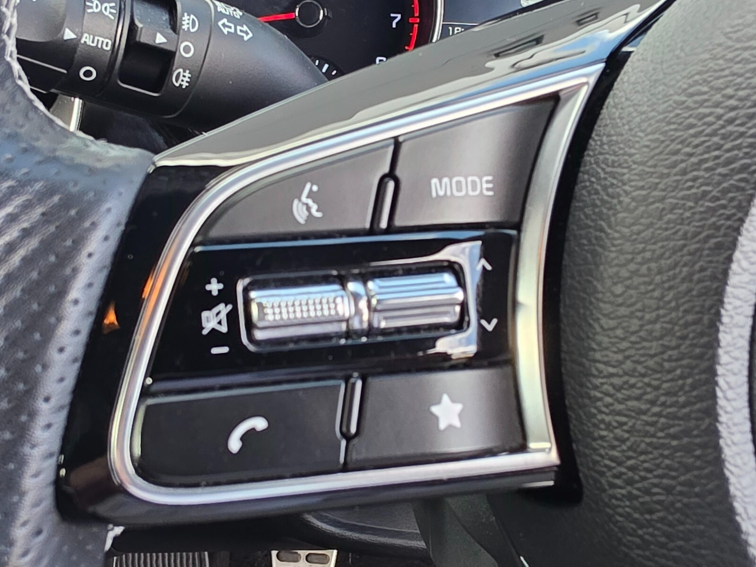 Used Kia XCeed 2023 for sale - 76393756: Photo 17