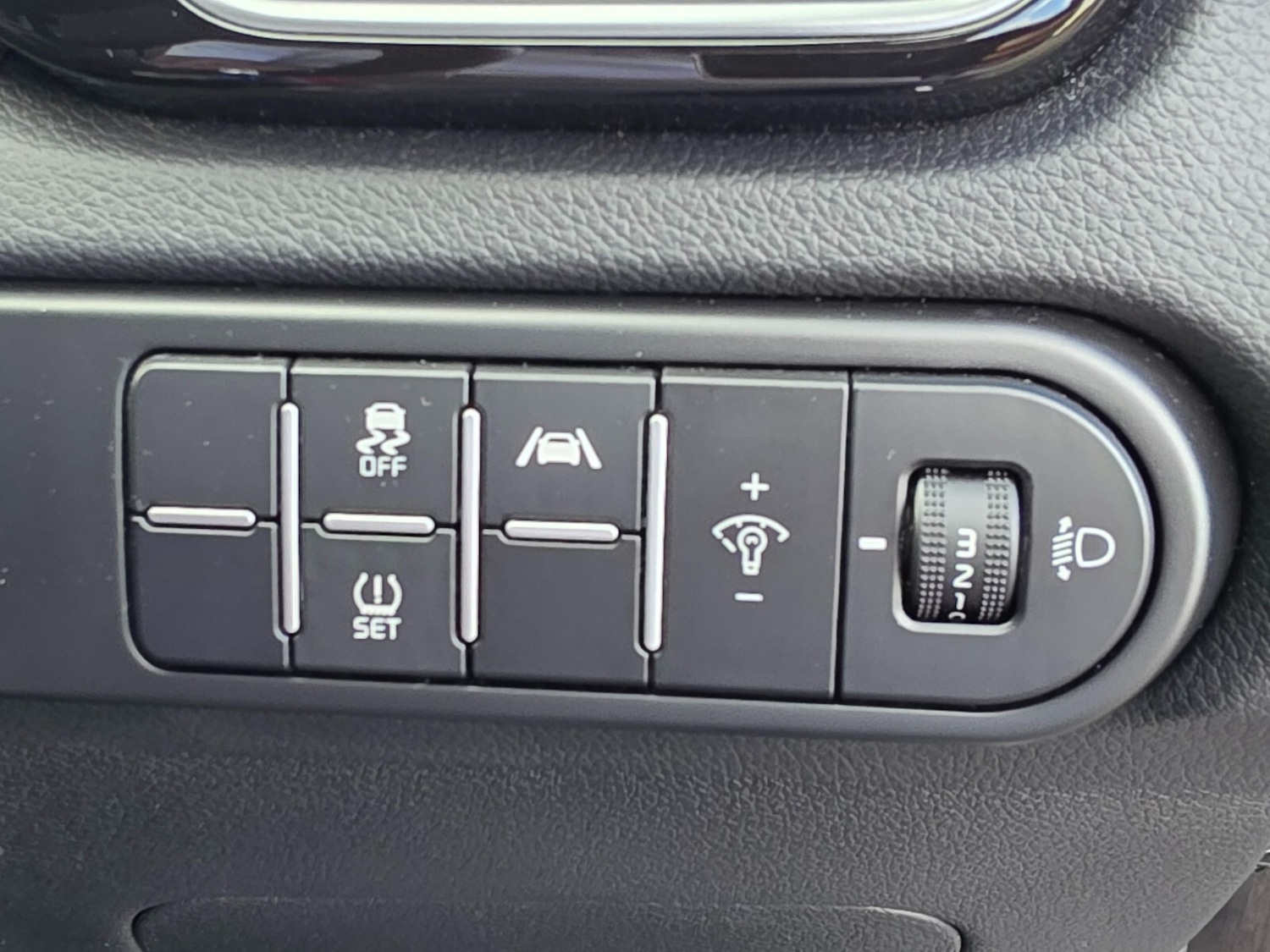 Used Kia XCeed 2023 for sale - 76393756: Photo 19