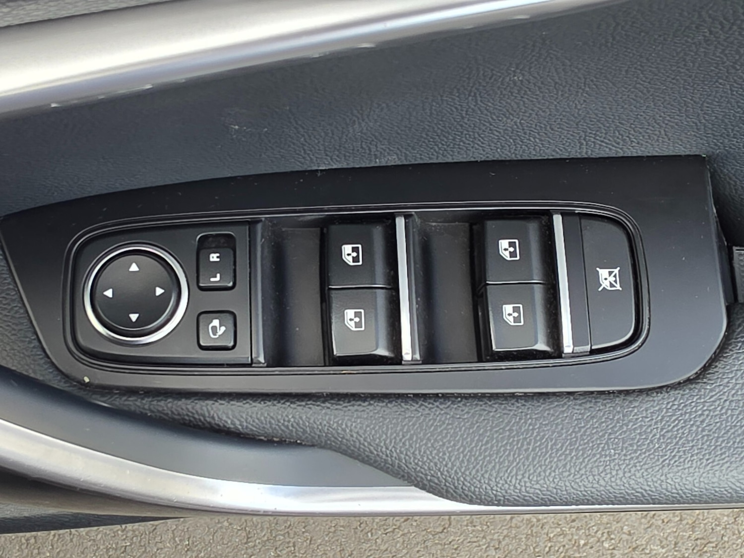 Used Kia XCeed 2023 for sale - 76393756: Photo 20