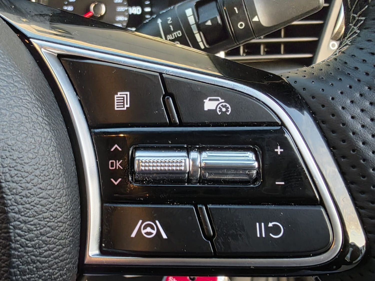 Used Kia XCeed 2024 for sale - 76404820: Photo 16