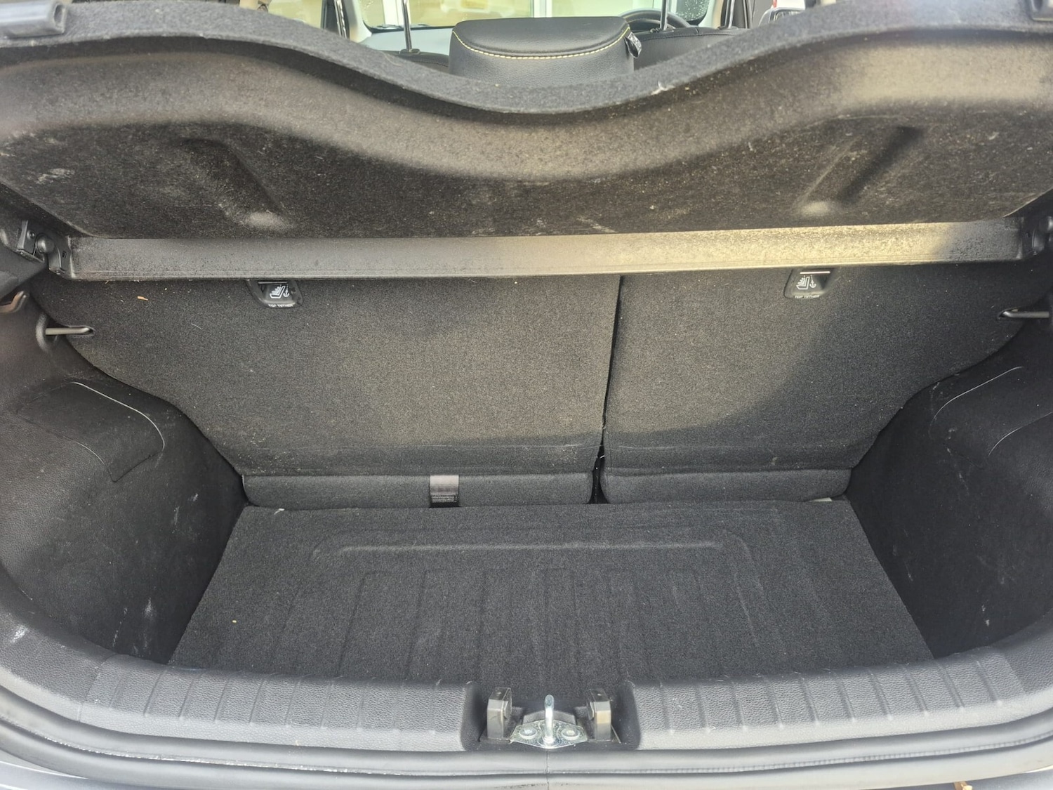 Used Kia Picanto 2023 for sale - 76452057: Photo 10