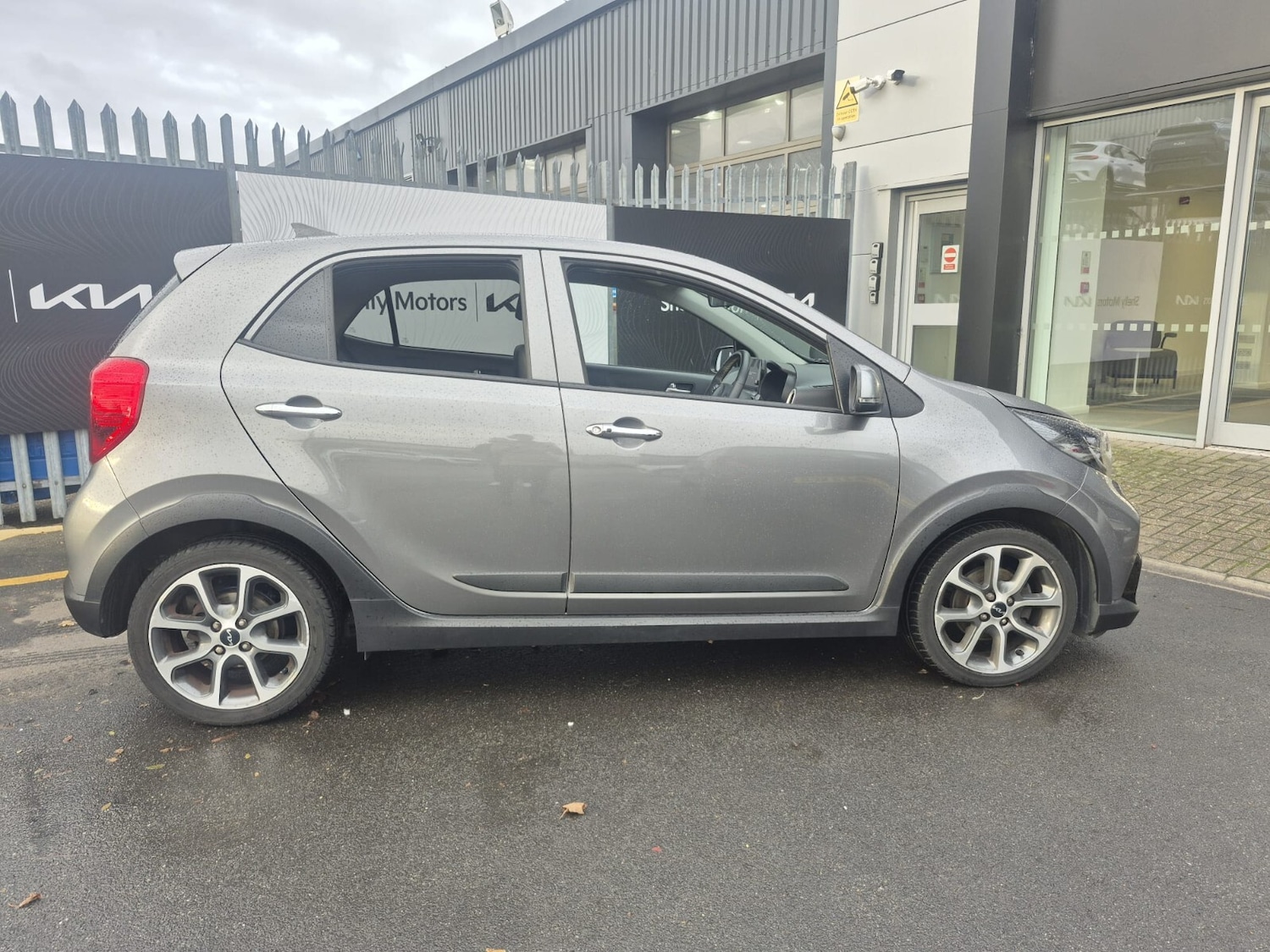 Used Kia Picanto 2023 for sale - 76452057: Photo 7