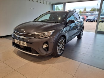 Used Kia Stonic 2019 for sale - 75742841: Photo