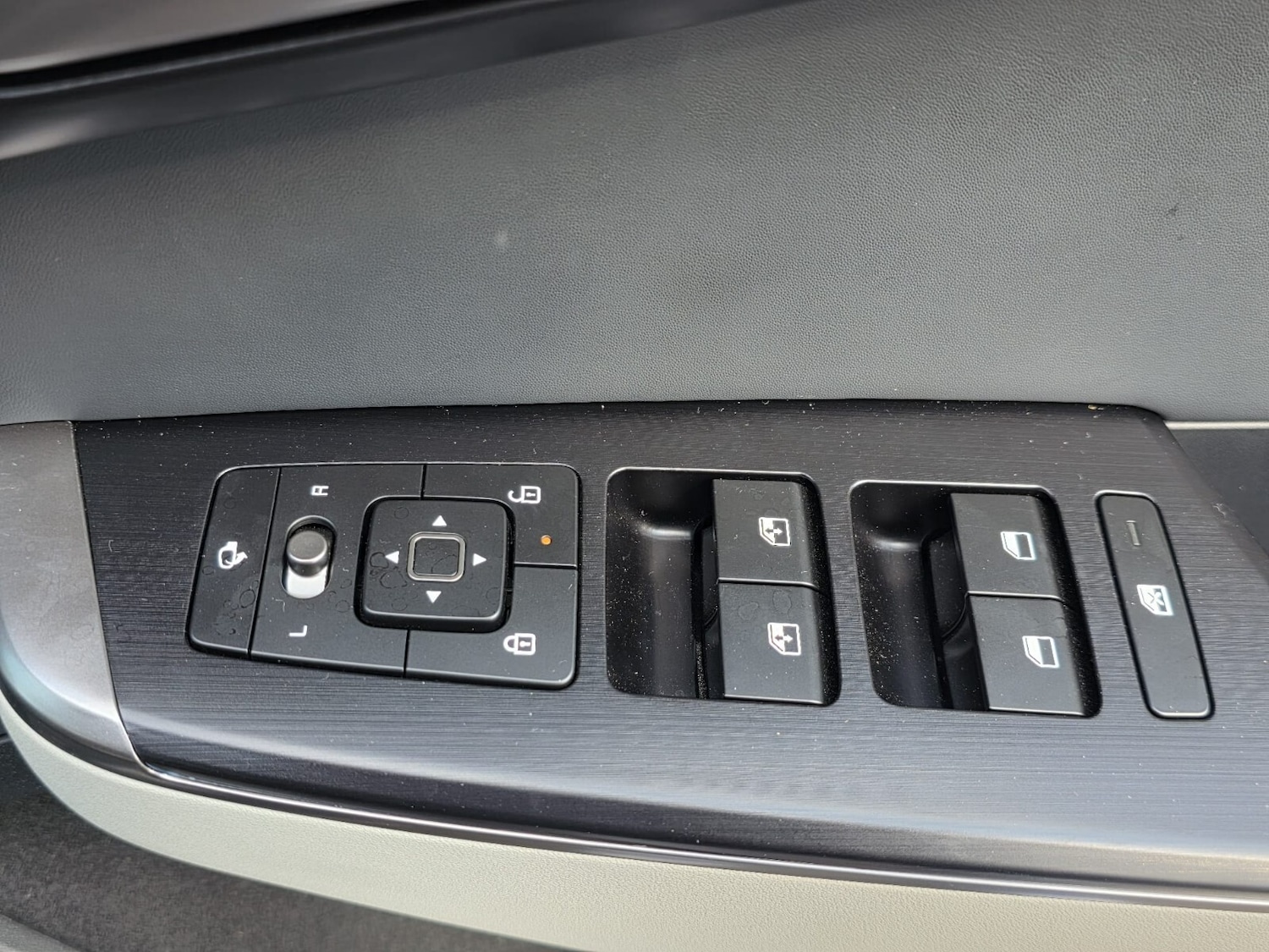 Used Kia EV6 for sale - 76623030: Photo 14