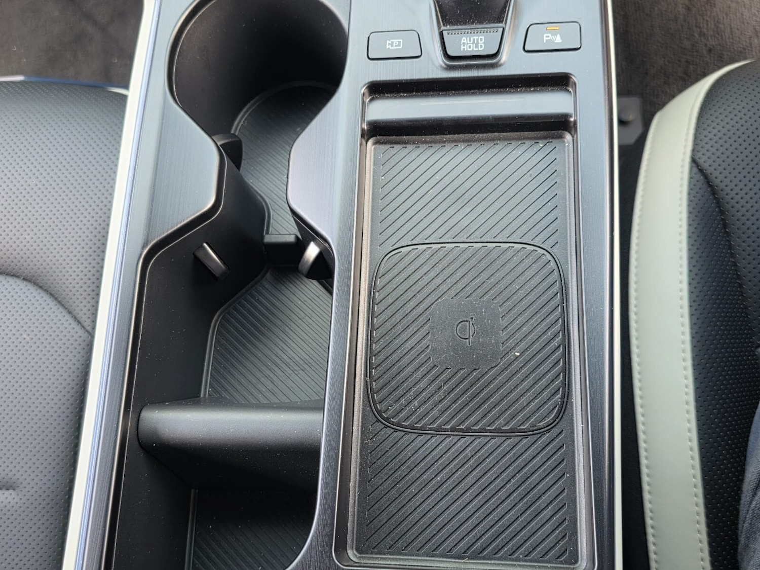 Used Kia EV6 for sale - 76623030: Photo 26