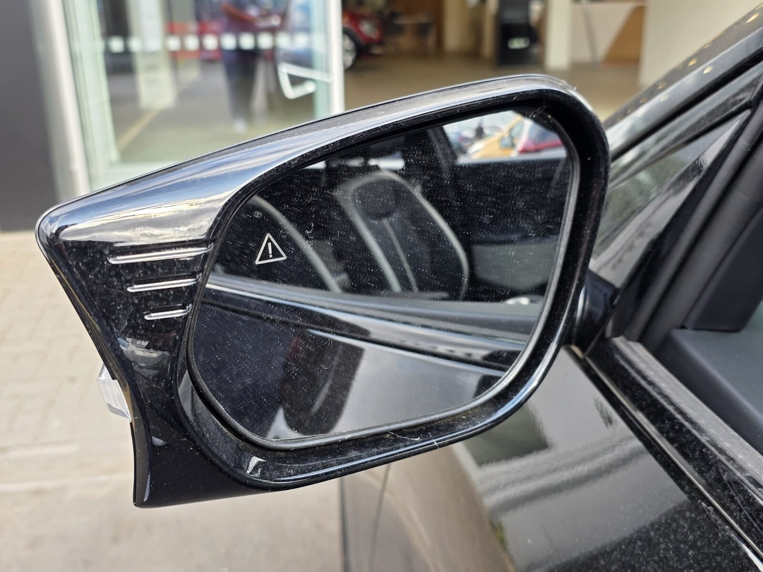 Used Kia EV6 for sale - 76623030: Photo 29