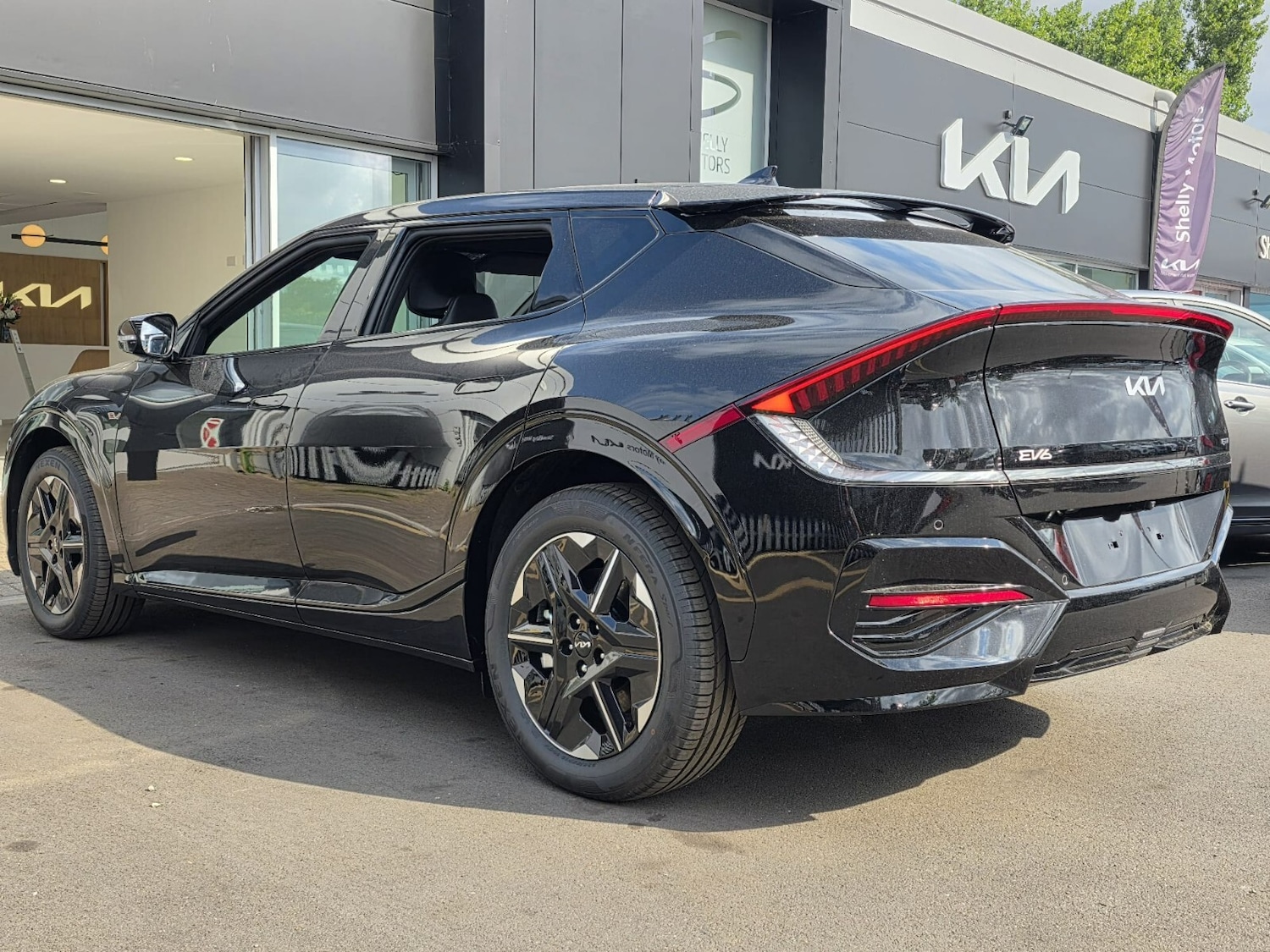 Used Kia EV6 for sale - 76623030: Photo 4