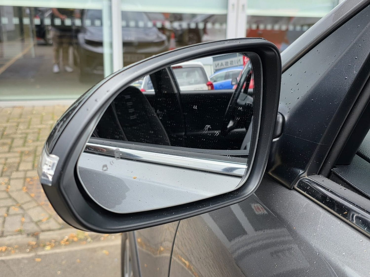 Used Kia Stonic 2023 for sale - 76780384: Photo 27