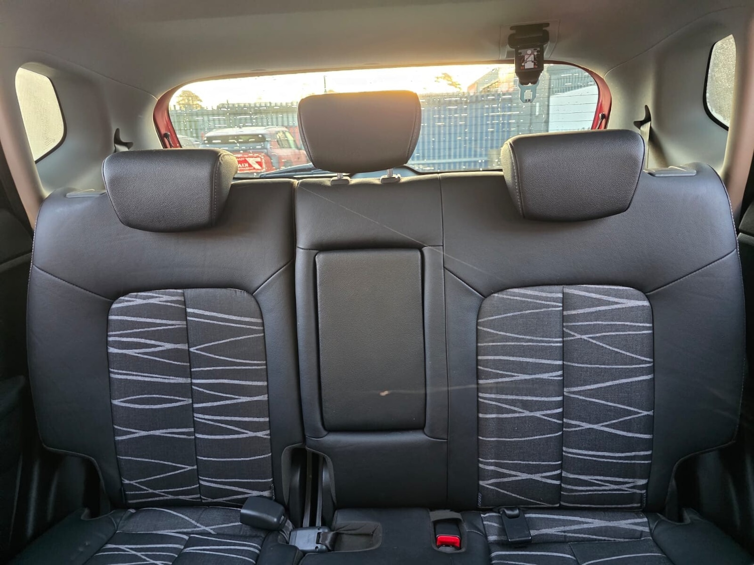 Used Kia Venga 2017 for sale - 76661099: Photo 8