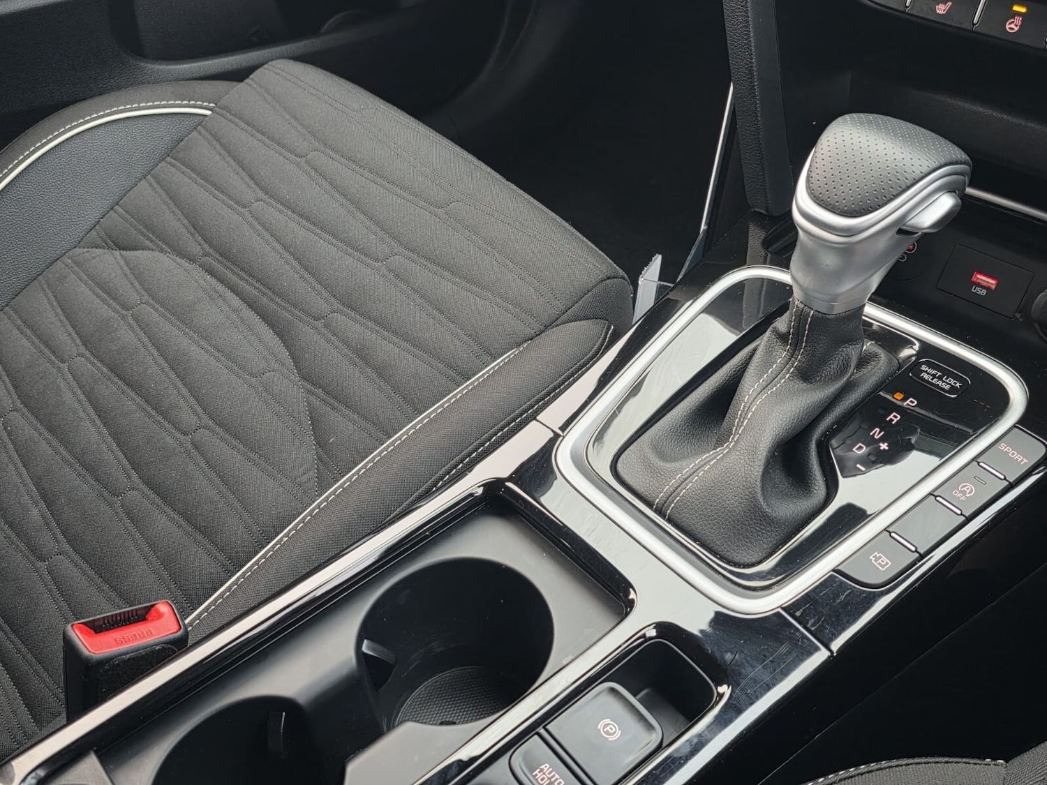 Used Kia XCeed 2025 for sale - 76960186: Photo 30