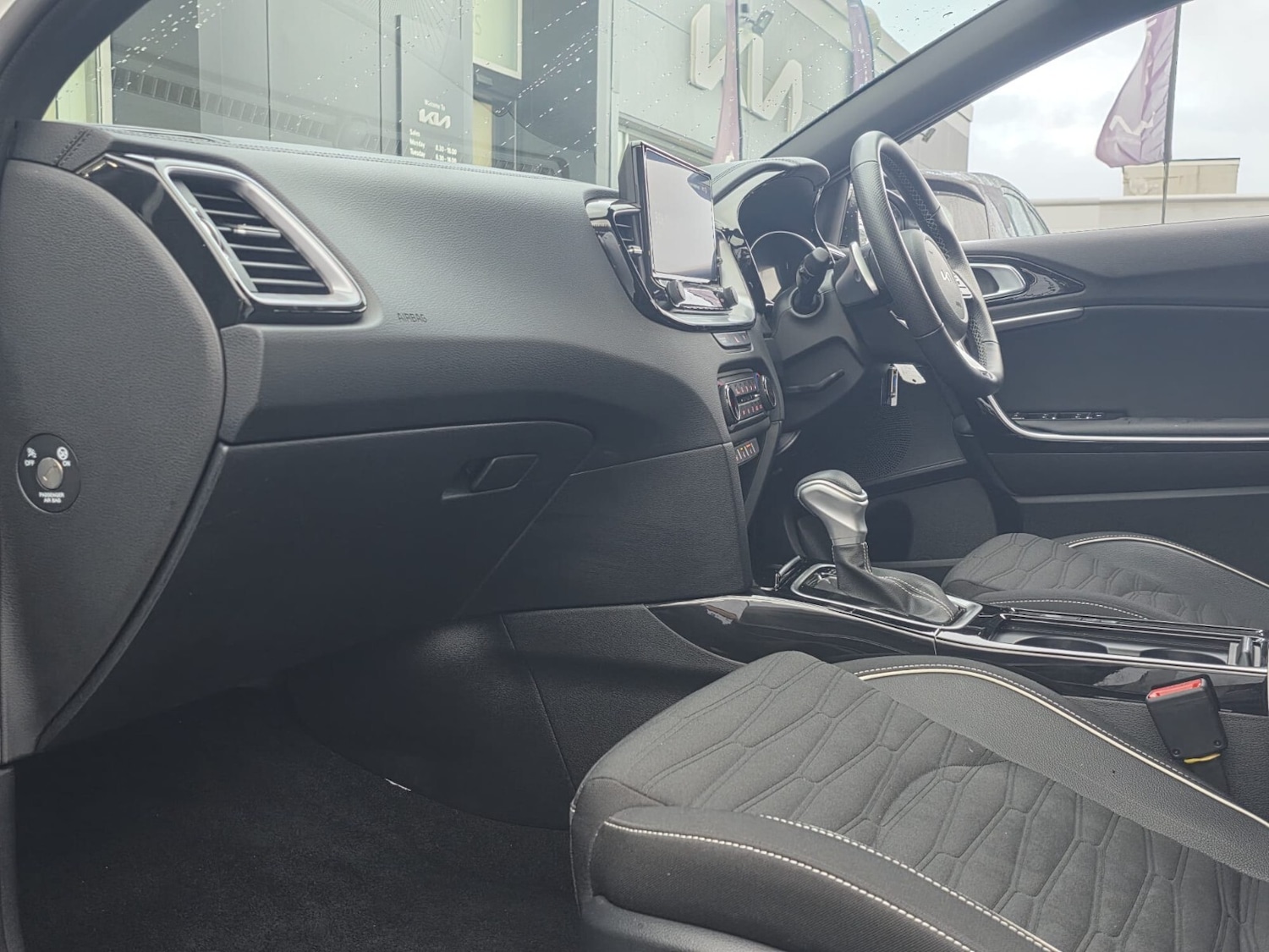 Used Kia XCeed 2025 for sale - 76960186: Photo 8