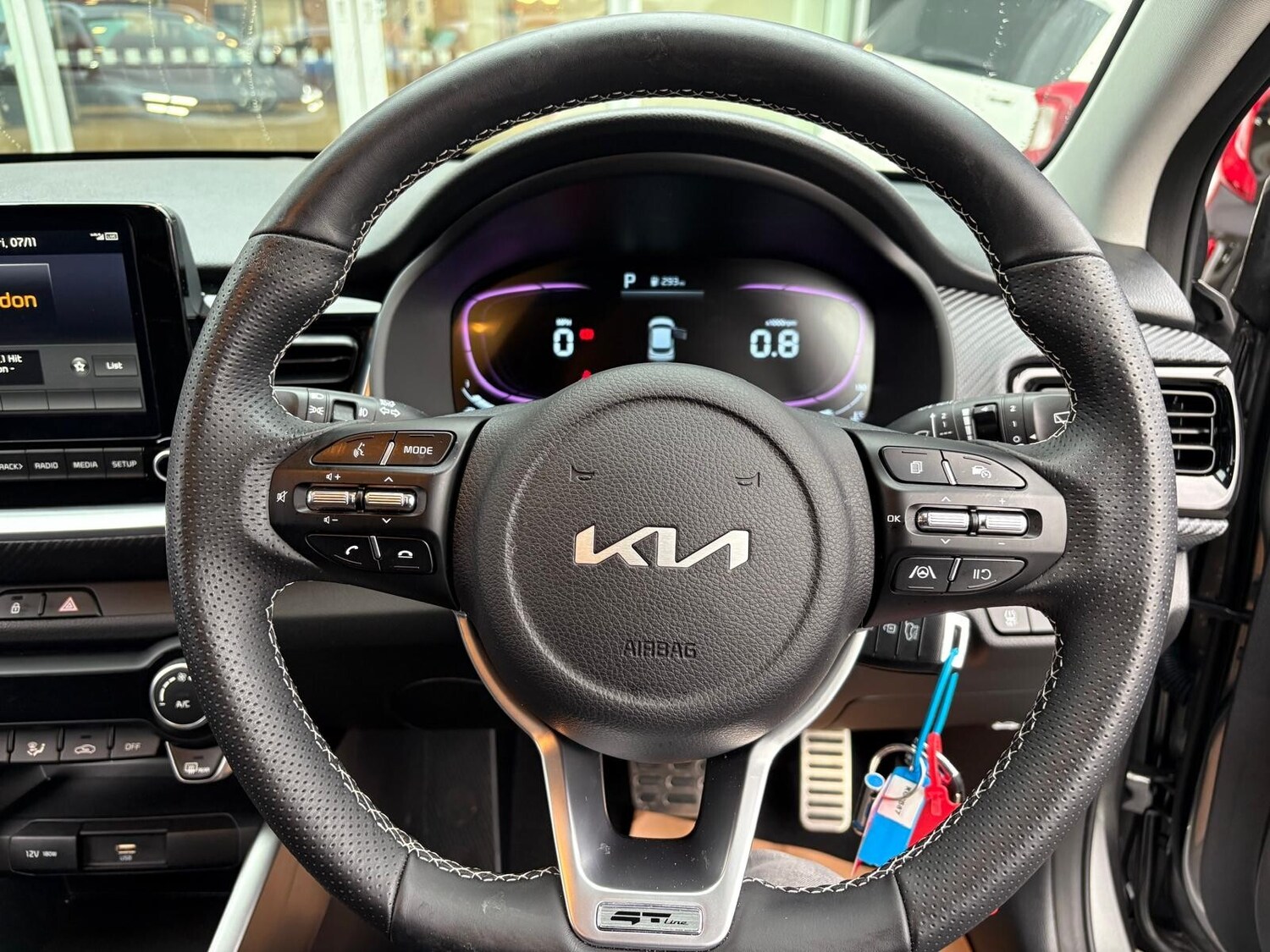 Used Kia Stonic 2024 for sale - 76556820: Photo 11