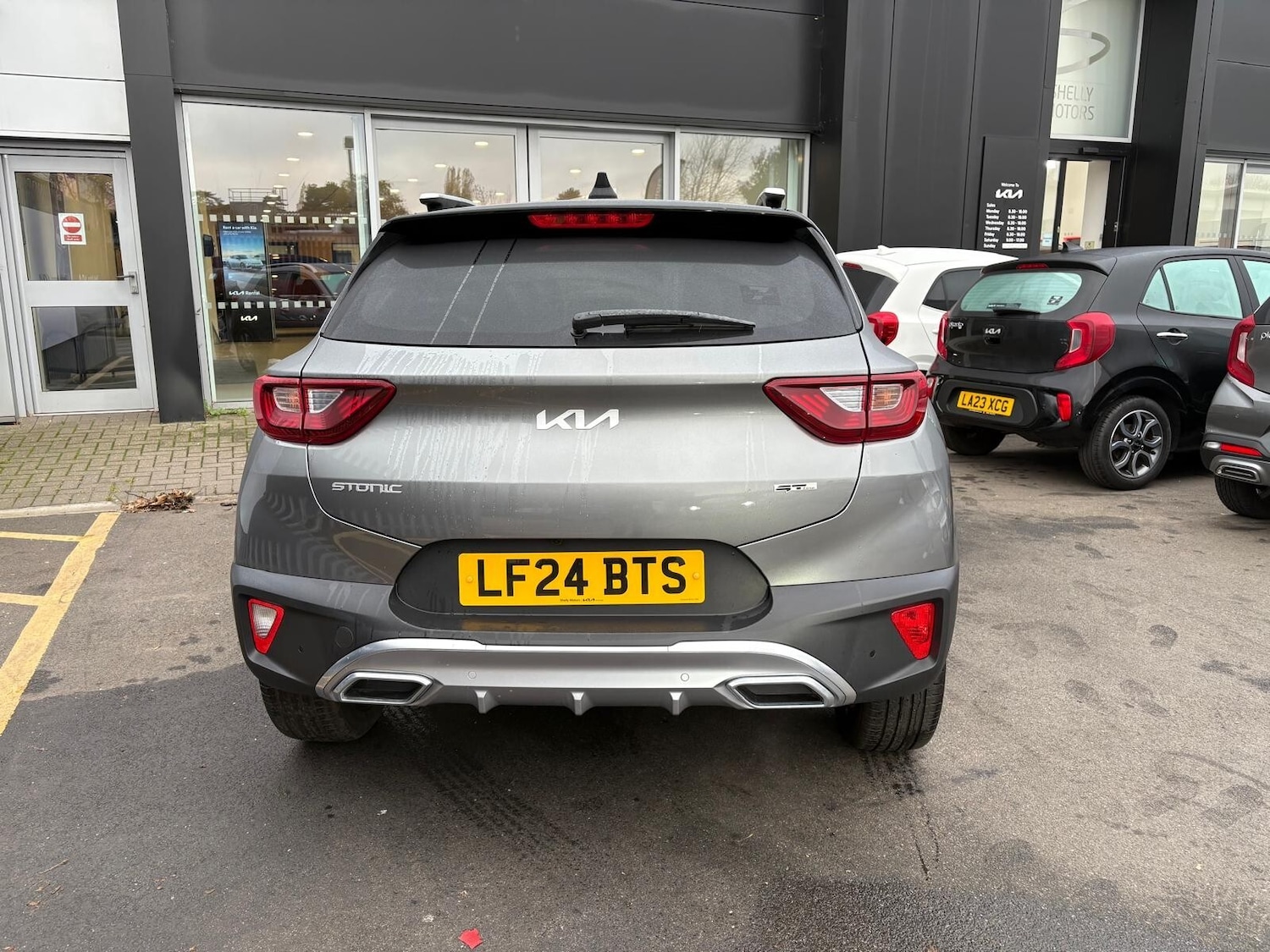 Used Kia Stonic 2024 for sale - 76556820: Photo 5