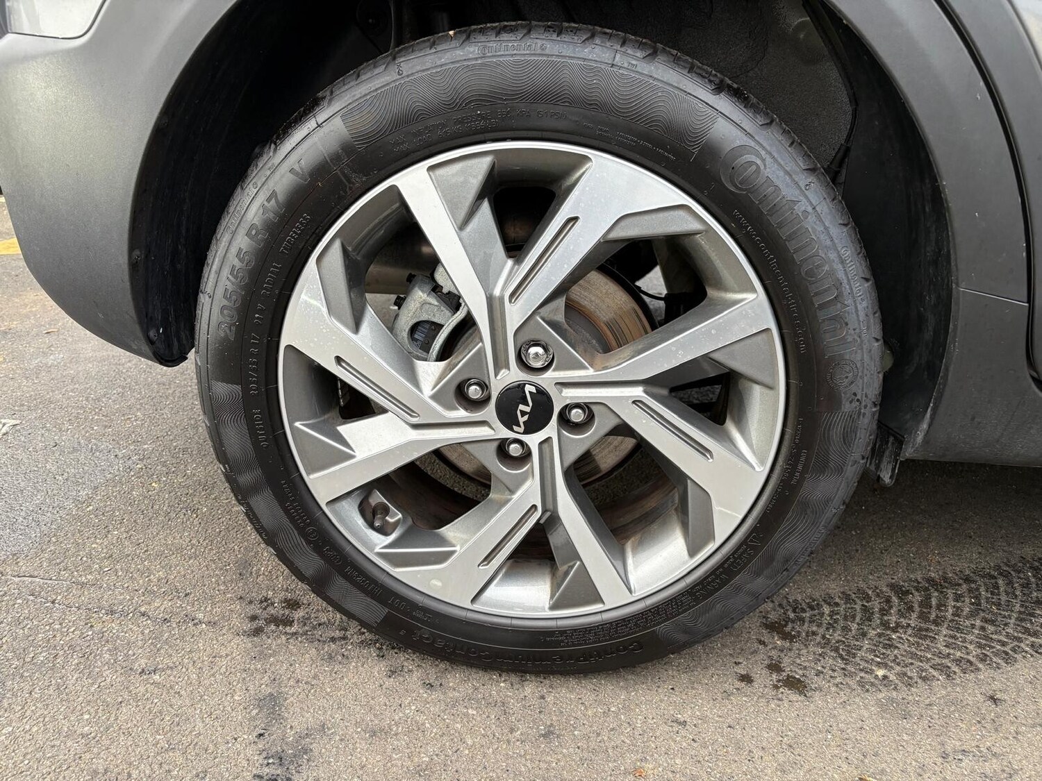 Used Kia Stonic 2024 for sale - 76556820: Photo 8