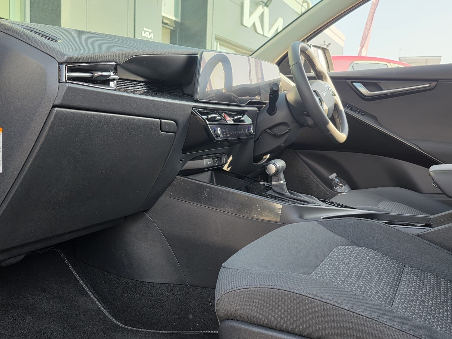 Used Kia Niro 2024 for sale - 76393752: Photo 7