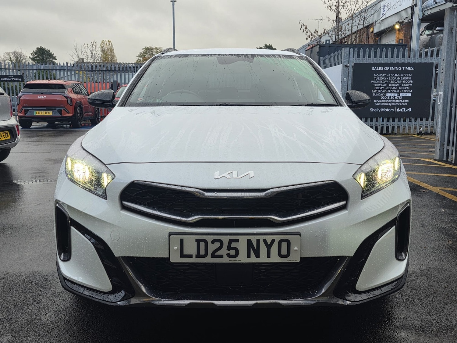 Used Kia XCeed 2025 for sale - 76563671: Photo 3