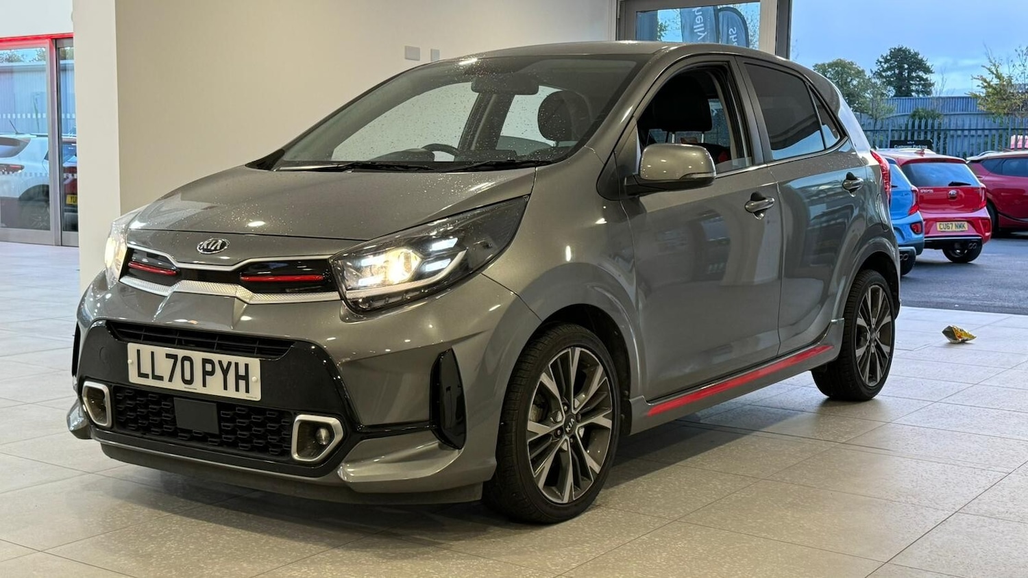 Used Kia Picanto 2020 for sale - 76684057: Photo 2