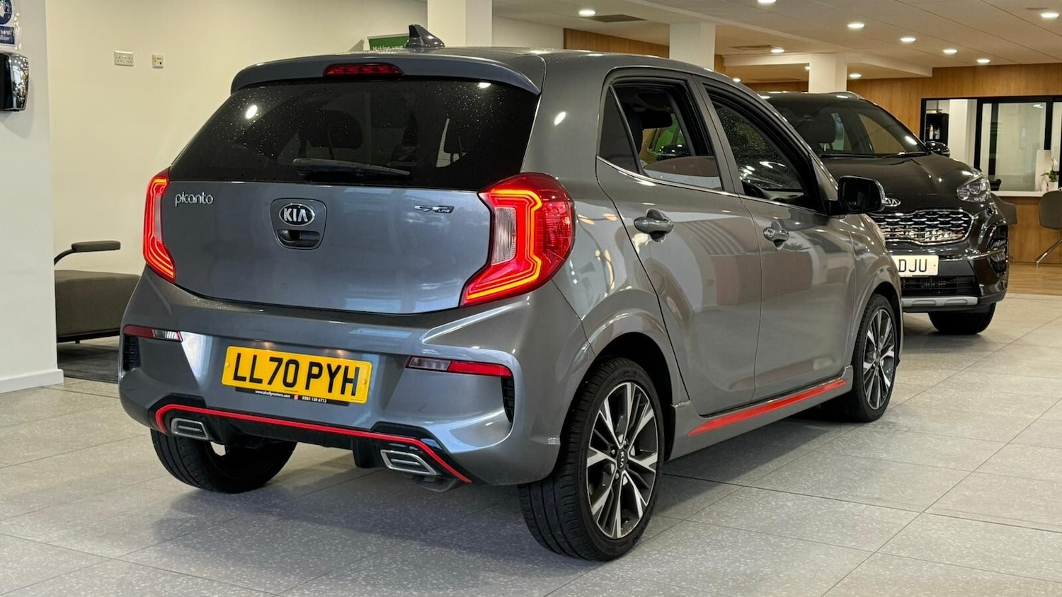 Used Kia Picanto 2020 for sale - 76684057: Photo 5
