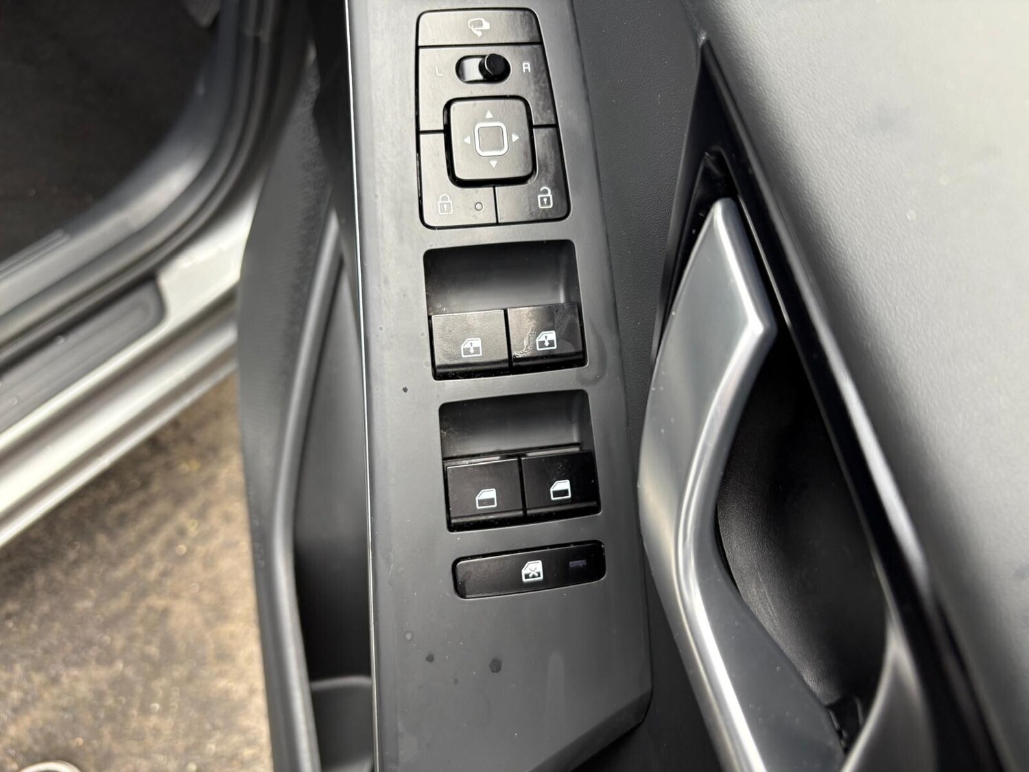 Used Kia Niro 2024 for sale - 76841930: Photo 23