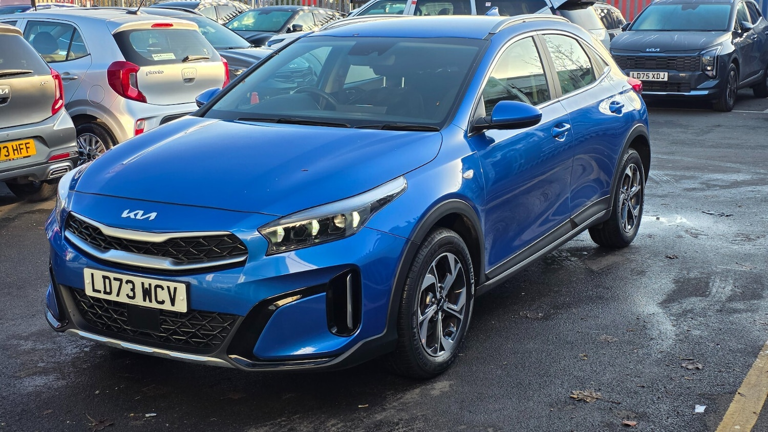 Used Kia XCeed 2023 for sale - 76817734: Photo 3