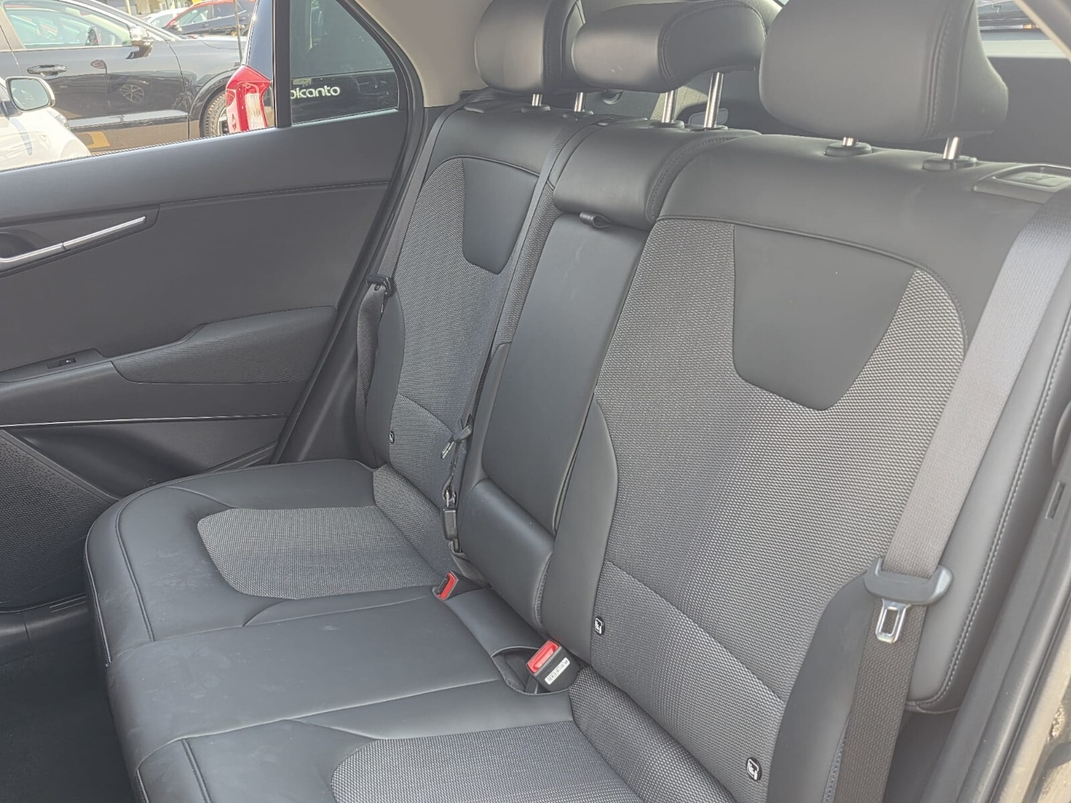 Used Kia Niro 2024 for sale - 76452236: Photo 6