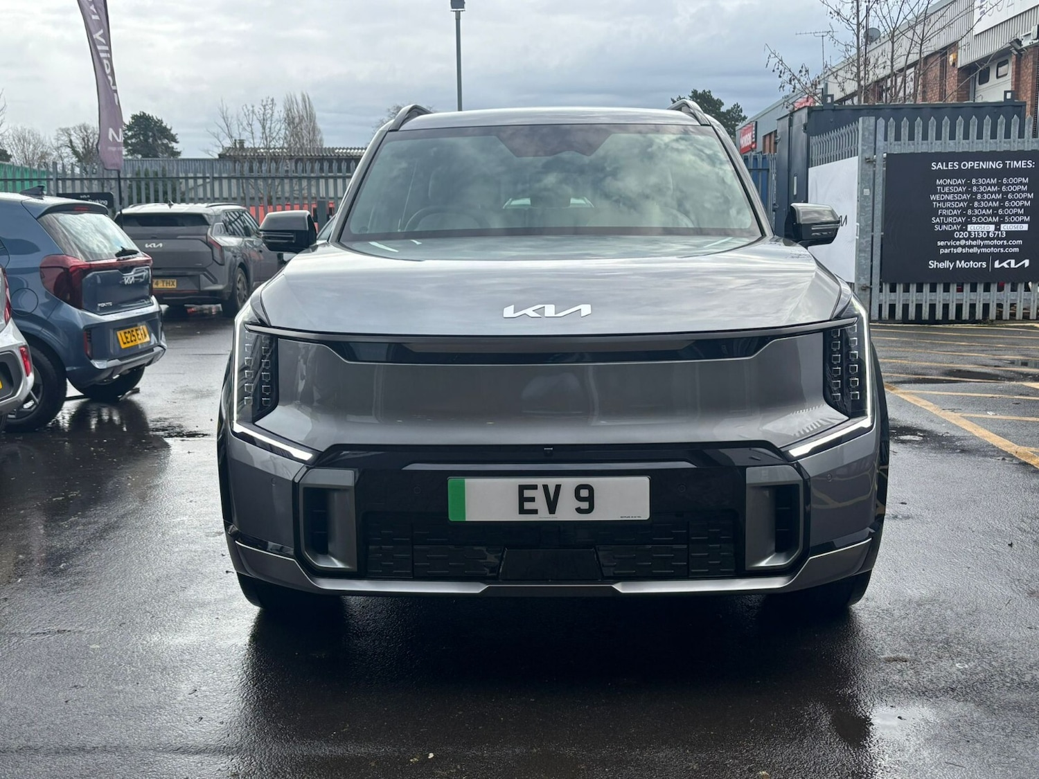 Used Kia EV9 2025 for sale - 76921921: Photo 2