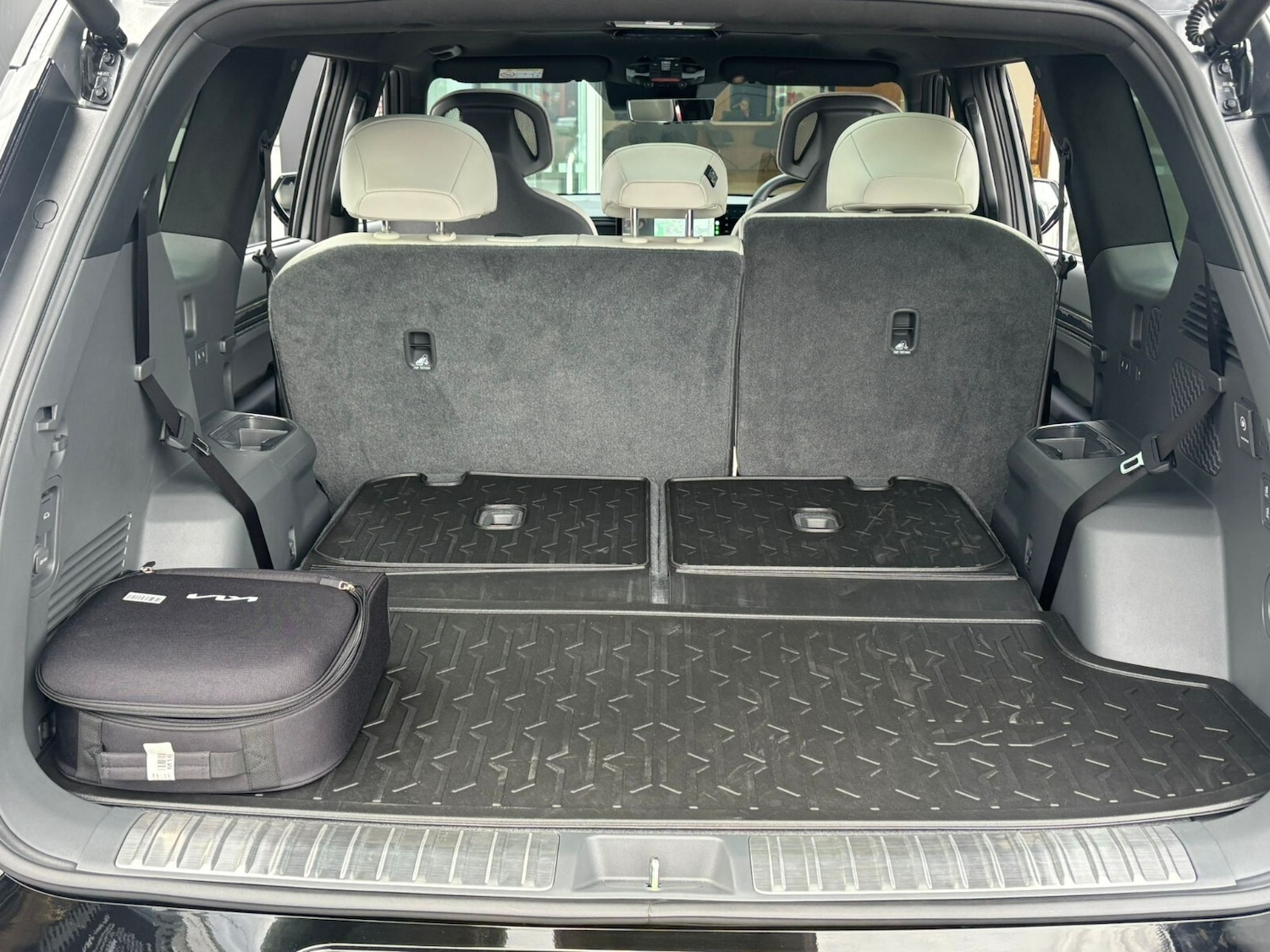 Used Kia EV9 2025 for sale - 76921921: Photo 24