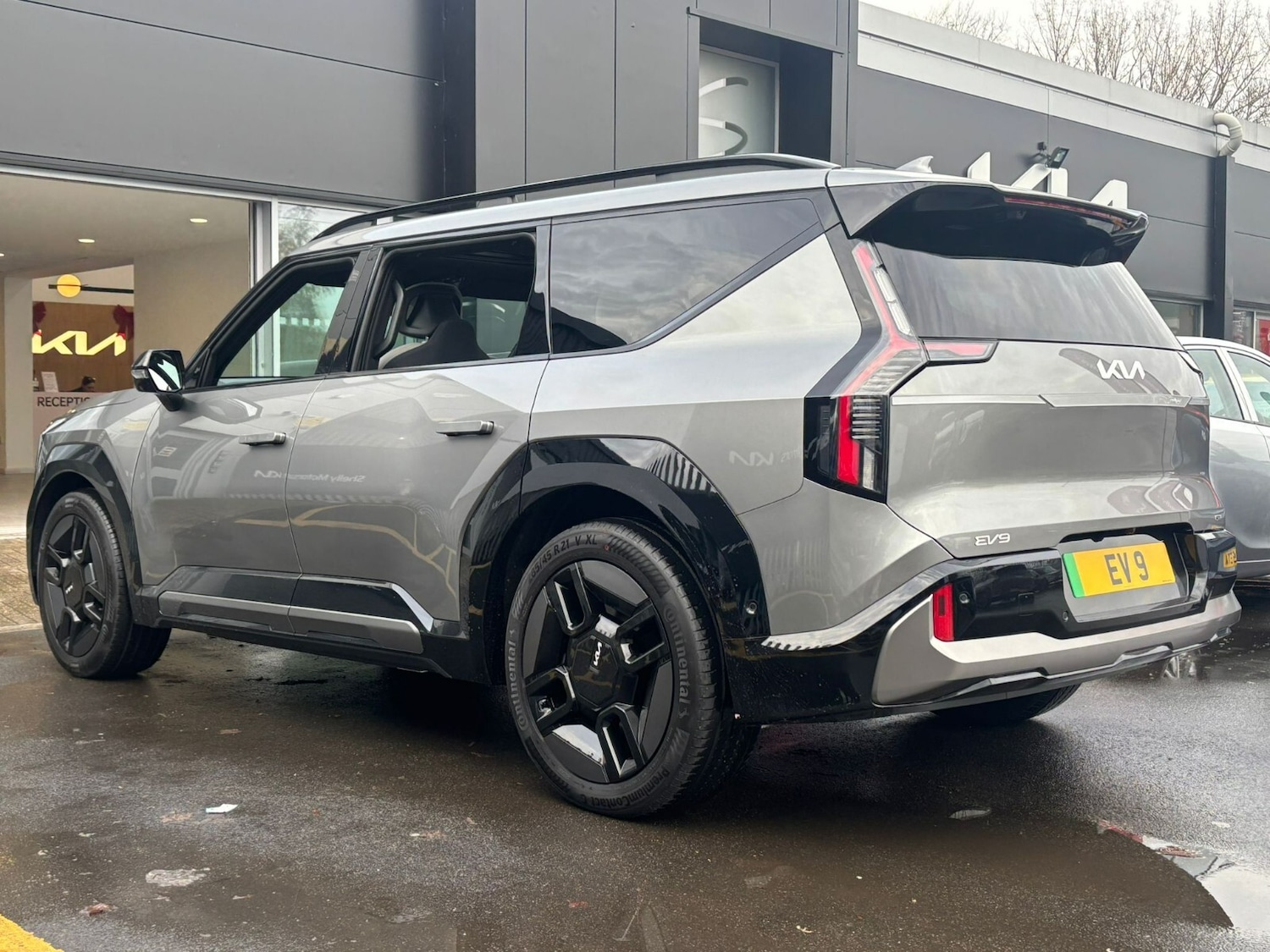 Used Kia EV9 2025 for sale - 76921921: Photo 3