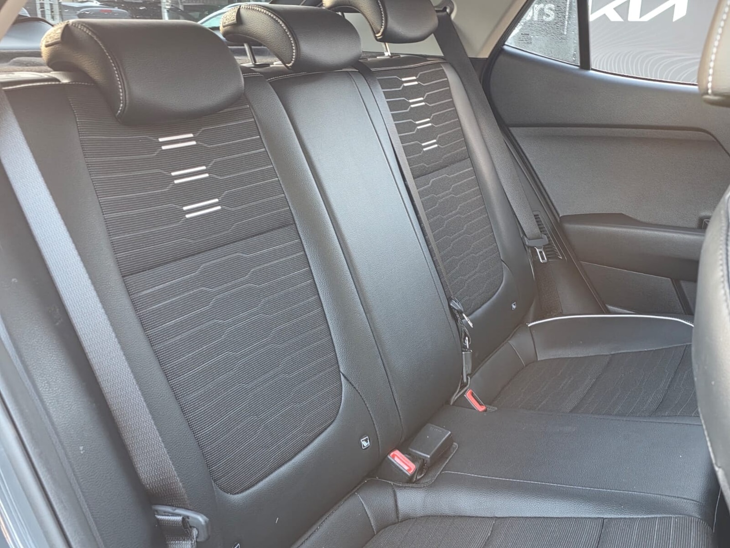 Used Kia Stonic 2022 for sale - 76661057: Photo 15