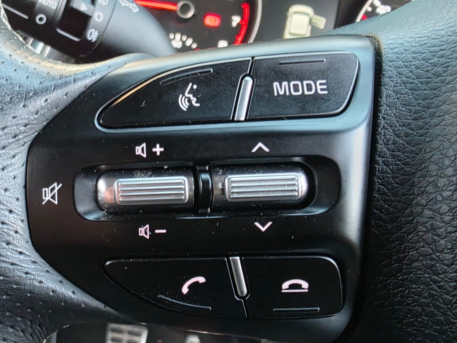 Used Kia Stonic 2022 for sale - 76661057: Photo 22