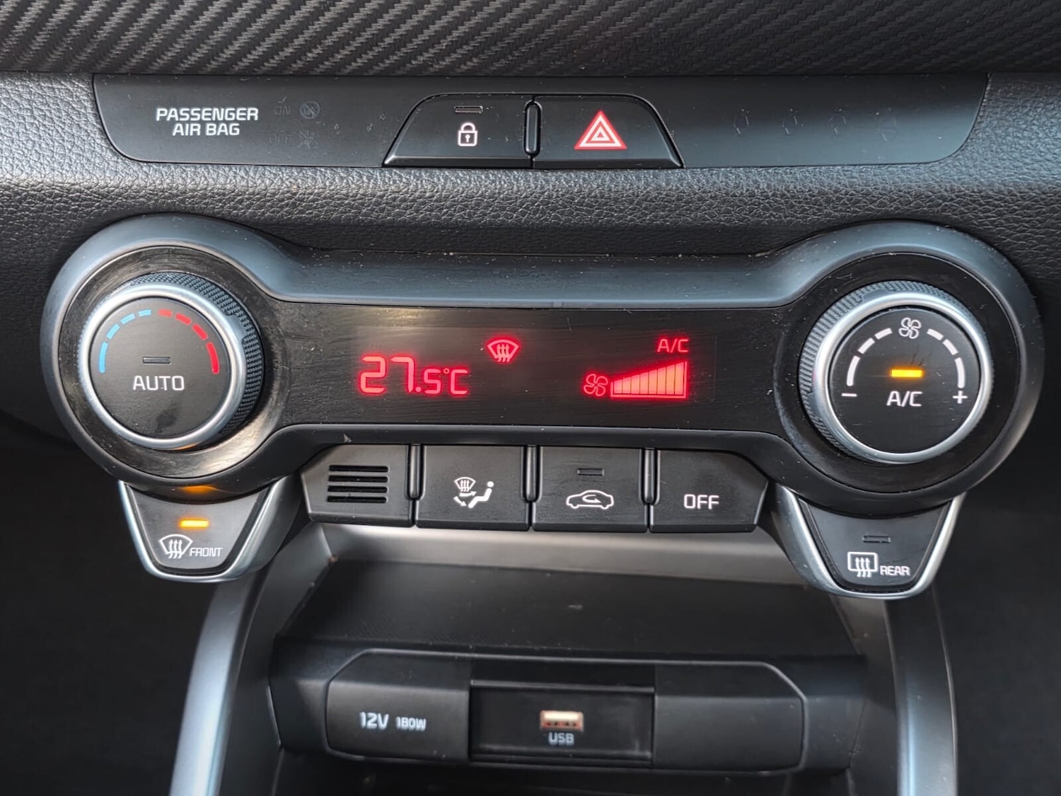 Used Kia Stonic 2022 for sale - 76661057: Photo 26